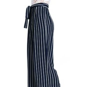 LAST ONE...Active USA Large Stripe Palazzo pants